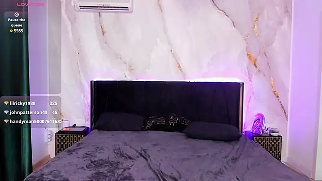 CutiePie69   online show from March 18, 2:47 am