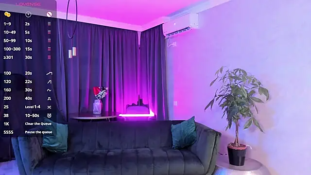 CutiePie69   online show from September 15, 7:47 pm