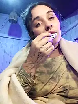 Fellyna online show from November 8, 4:23 am