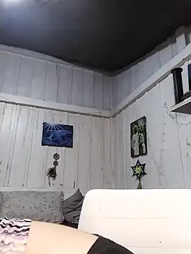 Fellyna online show from November 22, 1:32 pm