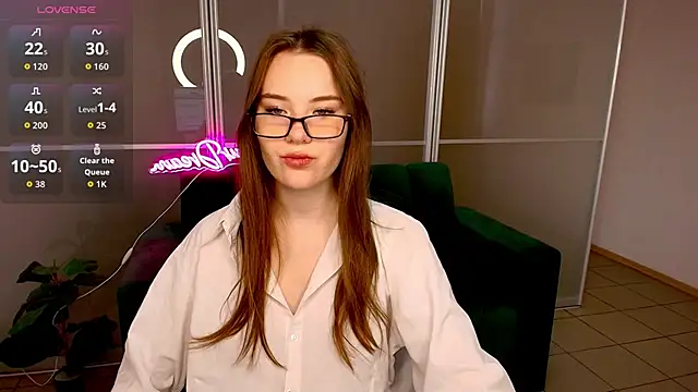 ElenaOconar online show from October 20, 5:52 am