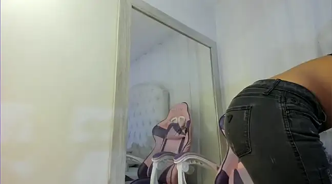 Snapshot of kamii_arias chatting on March 3, 12:16 pm kamii arias online show from March 3, 12:16 pm