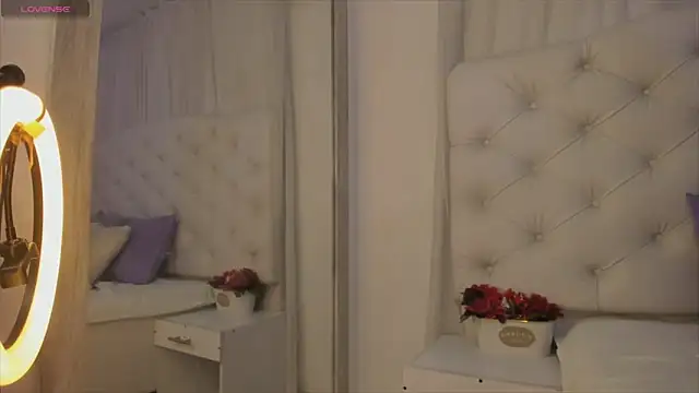 Snapshot of kamii_arias chatting on September 18, 12:18 pm kamii arias online show from September 18, 12:18 pm