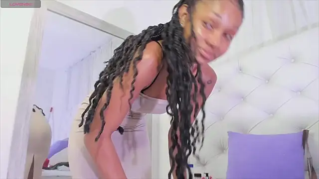 Snapshot of kamii_arias chatting on October 29, 2:19 pm kamii arias online show from October 29, 2:19 pm