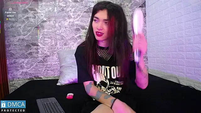 MaeveKuro online show from October 1, 3:12 am