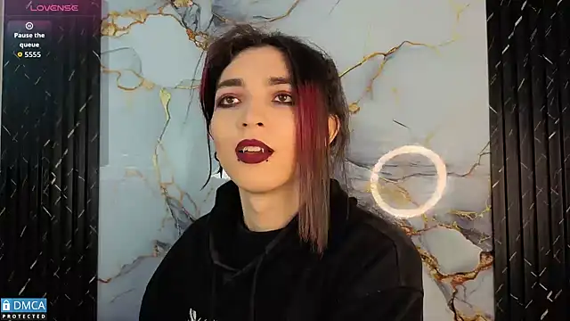 MaeveKuro online show from November 4, 3:38 am