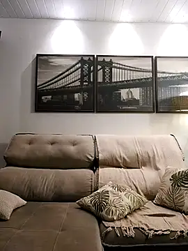 juniortche1313 online show from March 4, 2:49 am