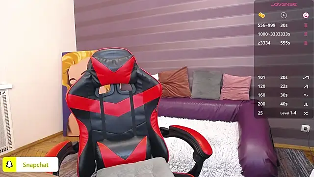 Snapshot of JenniferStone chatting on February 11, 7:23 am JenniferStone online show from February 11, 7:23 am