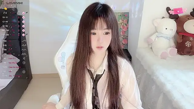 Snapshot of Milla-z chatting on October 22, 5:08 am Milla-z online show from October 22, 5:08 am