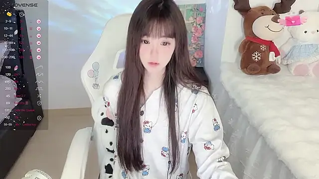 Snapshot of Milla-z chatting on October 27, 3:21 am Milla-z online show from October 27, 3:21 am