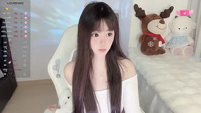 Snapshot of Milla-z chatting on October 28, 9:35 am Milla-z online show from October 28, 9:35 am