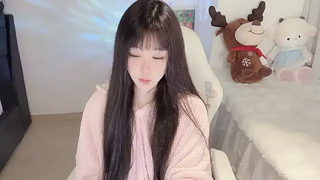 Snapshot of Milla-z chatting on November 14, 9:19 am Milla-z online show from November 14, 9:19 am