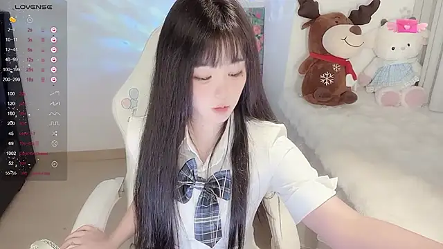 Snapshot of Milla-z chatting on November 16, 9:48 am Milla-z online show from November 16, 9:48 am