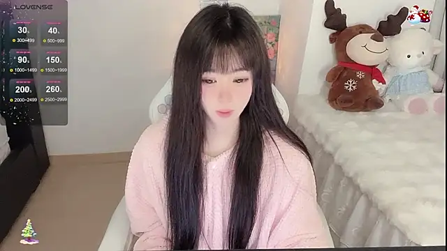 Snapshot of Milla-z chatting on December 16, 1:38 pm Milla-z online show from December 16, 1:38 pm