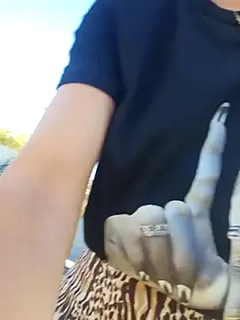 zoeylarkens online show from November 3, 11:55 am