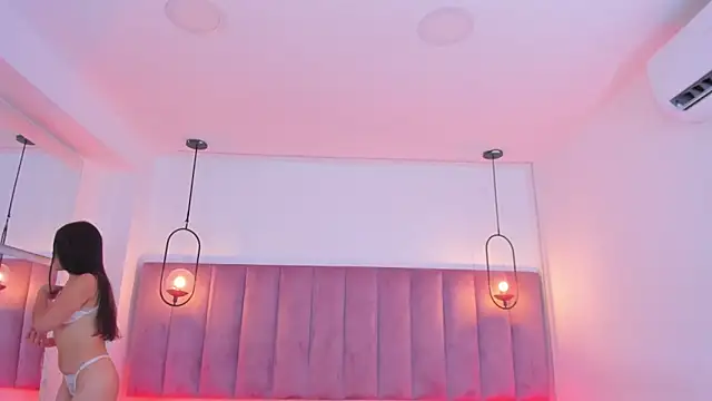 Haily b online show from November 10, 7:57 pm