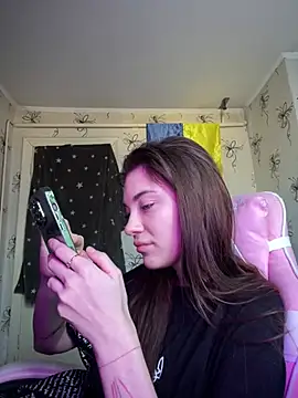 MrrKate online show from March 9, 8:18 am