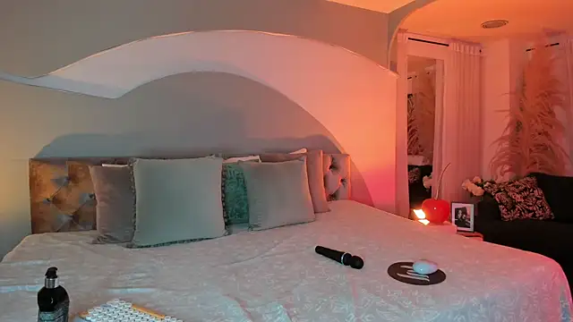 Snapshot of Elizabeth_clark_ chatting on November 12, 7:46 pm Elizabeth clark online show from November 12, 7:46 pm