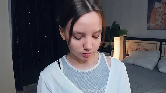 EdinaCordner online show from March 5, 7:16 am