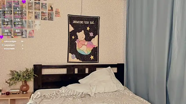 EdinaCordner online show from March 22, 12:57 pm