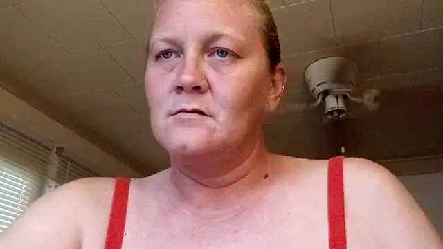 wetnwildforyou online show from September 18, 9:39 pm