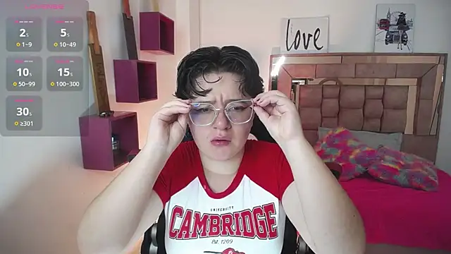 safyka online show from October 18, 1:41 am