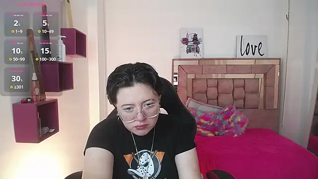 safyka online show from November 25, 2:44 am