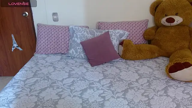 Pamela Skyangels online show from September 26, 6:01 pm