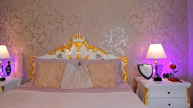 ScarlettWallace online show from October 28, 9:39 pm