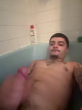 papiVilla23 online show from September 16, 1:56 pm