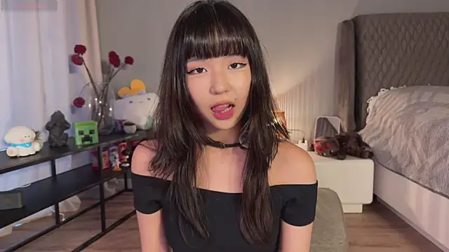 Snapshot of melana_love chatting on October 6, 1:41 pm melana love online show from October 6, 1:41 pm