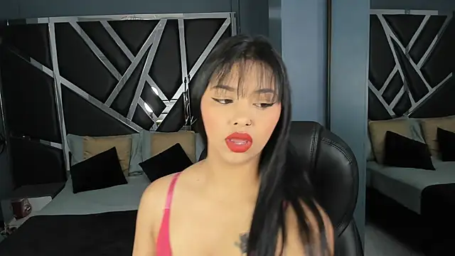 Sienna miller 27 online show from March 17, 11:21 am