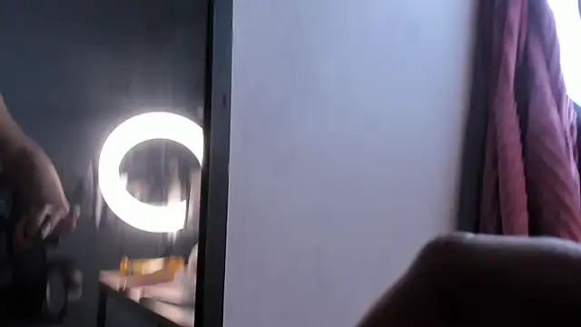 Sienna miller 27 online show from March 20, 2:42 pm