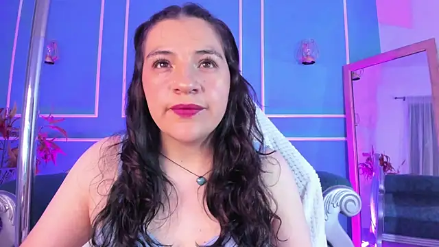 TaraTaylorr online show from September 19, 2:13 am