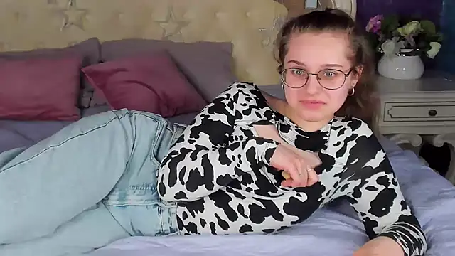 RileyMimicho online show from February 27, 2:00 pm