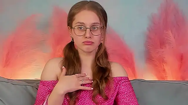 RileyMimicho online show from March 1, 4:11 pm