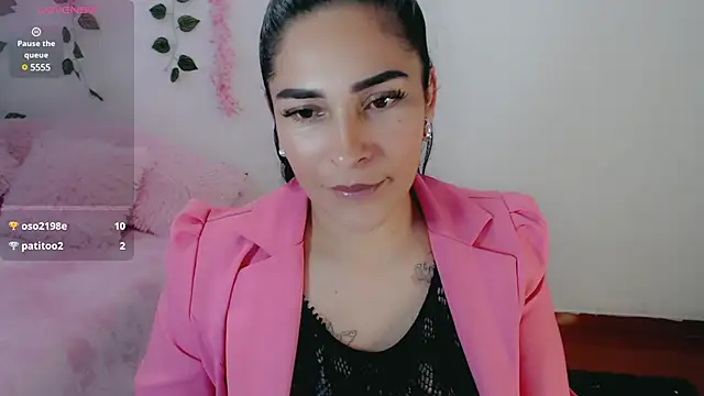 luna lgomez  online show from March 12, 2:12 pm