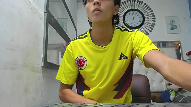 heiker  online show from March 13, 5:22 am