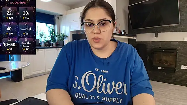 Layla- online show from February 7, 10:08 am