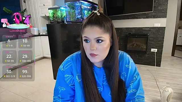 Layla- online show from November 8, 7:23 pm