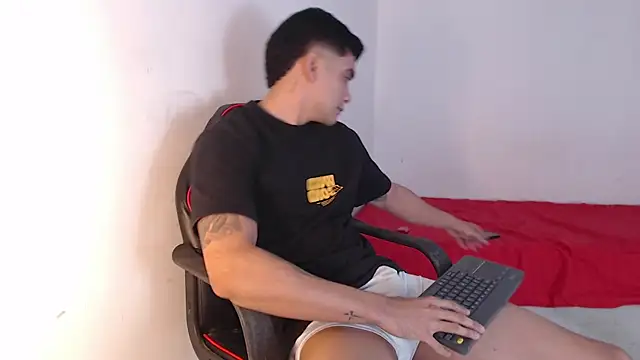 adam levis17 online show from September 29, 7:24 am