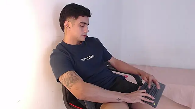 adam levis17 online show from October 2, 5:58 am