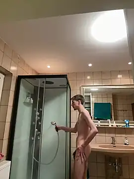 Snapshot of xy_monkeyBigCock chatting on March 16, 9:05 pm xy monkeyBigCock online show from March 16, 9:05 pm