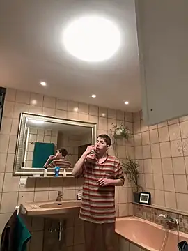 Snapshot of xy_monkeyBigCock chatting on March 21, 11:01 pm xy monkeyBigCock online show from March 21, 11:01 pm