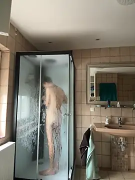 Snapshot of xy_monkeyBigCock chatting on September 27, 9:25 am xy monkeyBigCock online show from September 27, 9:25 am