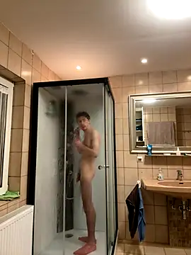 Snapshot of xy_monkeyBigCock chatting on November 13, 11:36 pm xy monkeyBigCock online show from November 13, 11:36 pm