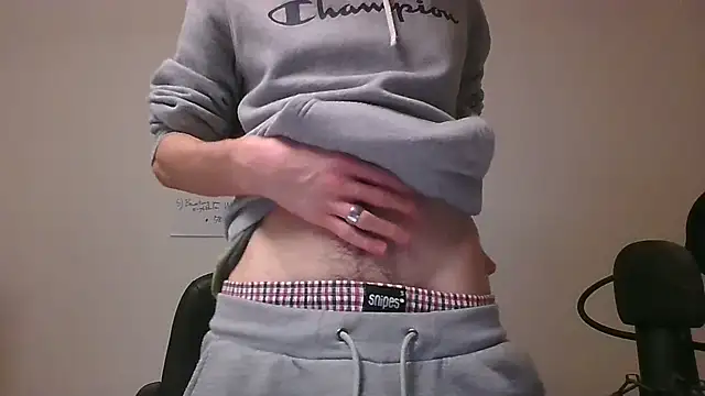 Snapshot of xy_monkeyBigCock chatting on November 18, 6:34 pm xy monkeyBigCock online show from November 18, 6:34 pm