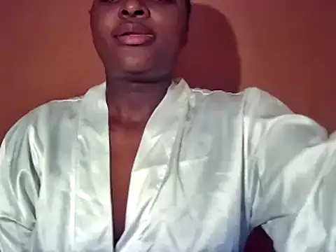 Snapshot of sexyhips2001 chatting on September 14, 11:37 pm sexyhips2001 online show from September 14, 11:37 pm