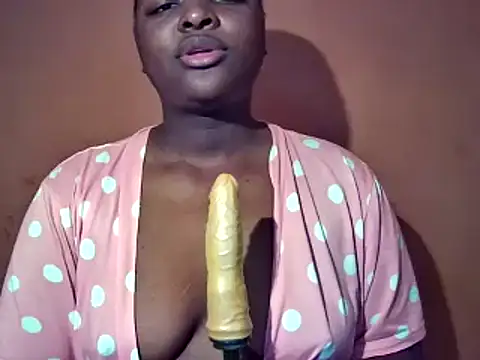 Snapshot of sexyhips2001 chatting on October 15, 5:40 am sexyhips2001 online show from October 15, 5:40 am