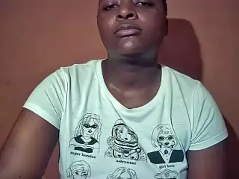 Snapshot of sexyhips2001 chatting on November 13, 10:30 pm sexyhips2001 online show from November 13, 10:30 pm